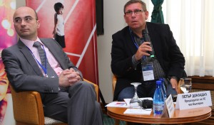 Йорг Золфелнер – председател на УС на „ЕВН България“ ЕАД и Петер Докладал – регионален мениджър на „ЧЕЗ България“ ЕАД 