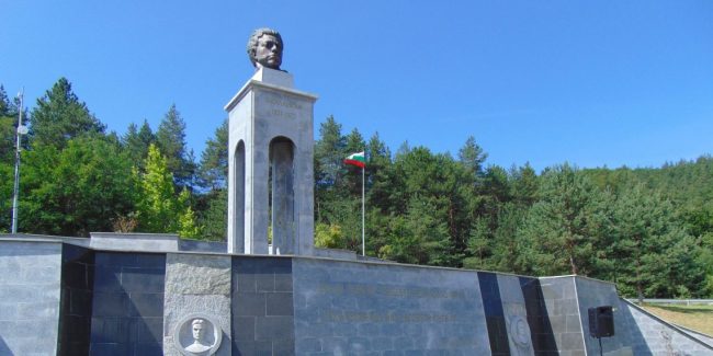 DSC00242333333333333-1140×570