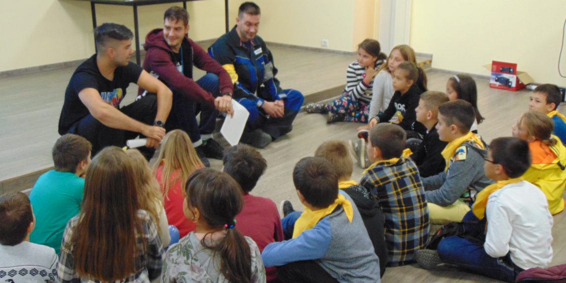 01E2A55B-693D-4EF4-8AF8-E25165AFF78E-1140×570