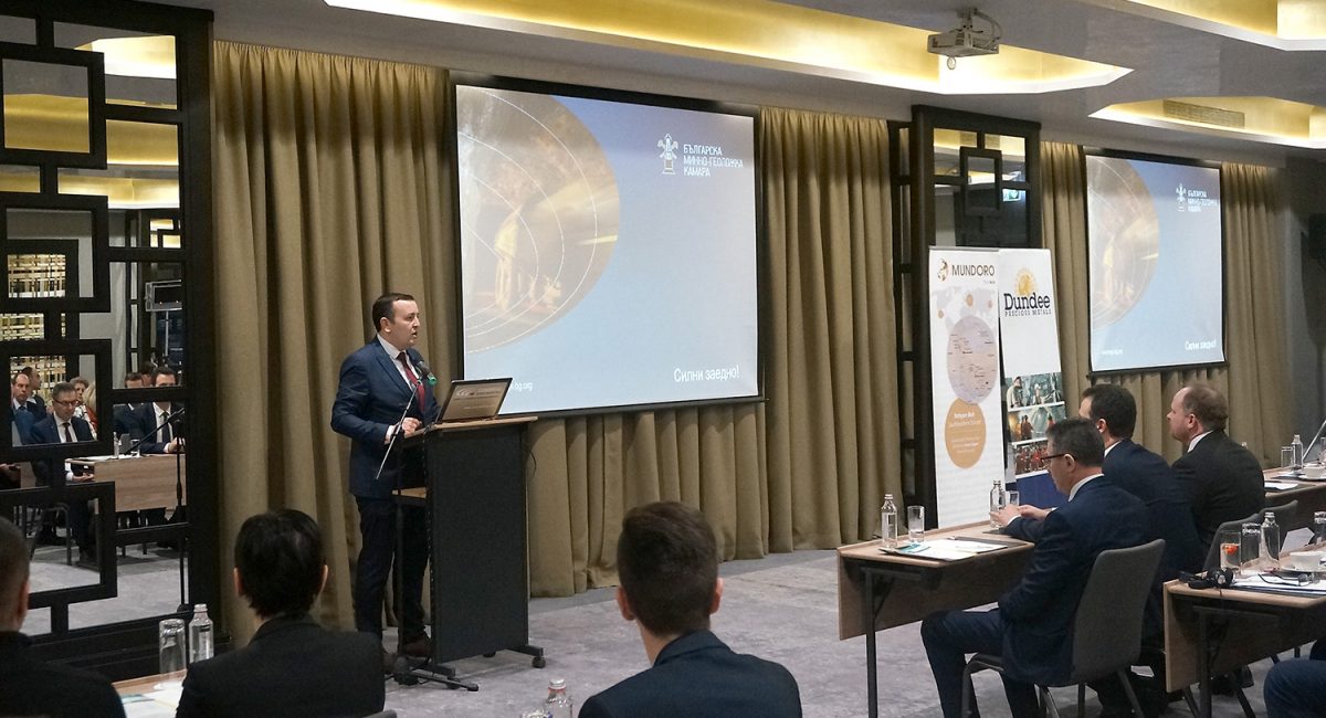 DSC09556web-1200×650-1